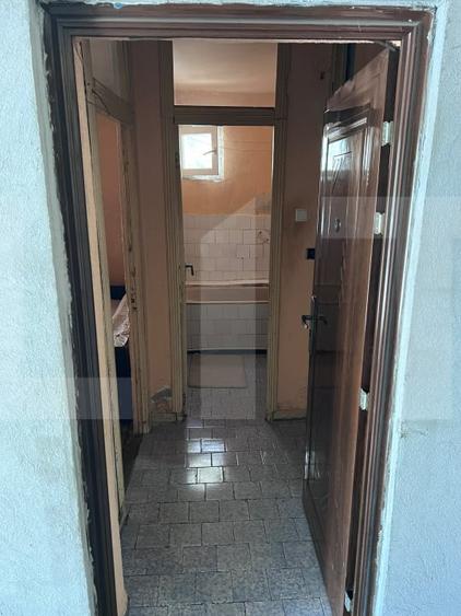 Garsonieră semidecomandată în Central