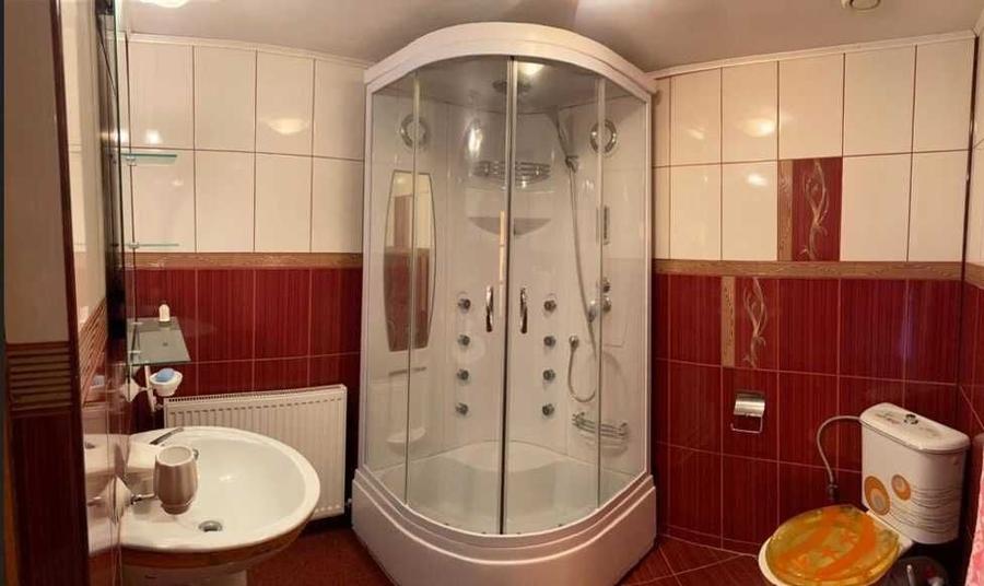 Casă cu 4 camere în Gura Vitioarei
