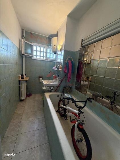 Apartament cu 2 camere nedecomandat în Podu Roș