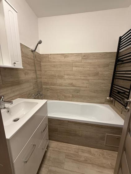 Apartament cu 3 camere decomandat în Copou