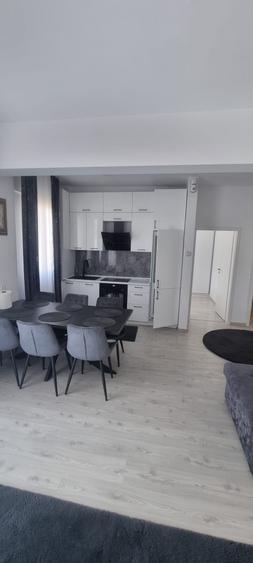 Inchiriez apartament mamaia nord - 4