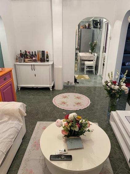 Apartament cu 4 camere decomandat, mobilat în Gorjului
