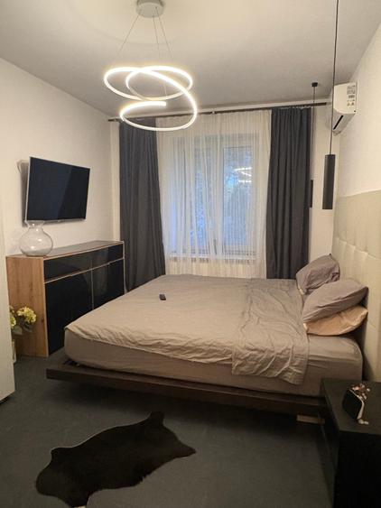 Apartament cu 2 camere decomandat în Floreasca