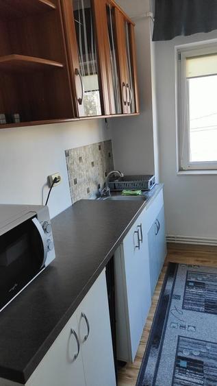 Apartament cu 2 camere semidecomandat în Exterior Vest