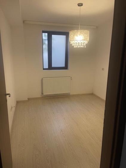 Apartament cu 2 camere decomandat în Giroc