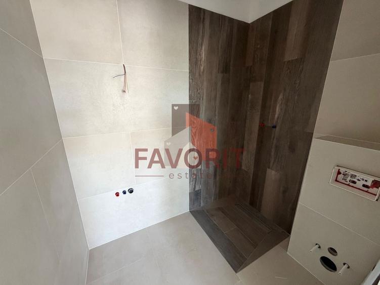 Duplex cu 4 camere cu Canalizare în Torontalului