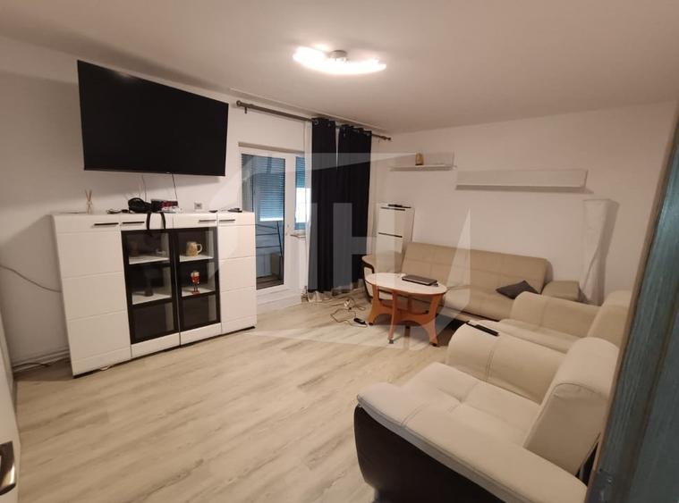 Apartament cu 3 camere decomandat, mobilat în Între Lacuri