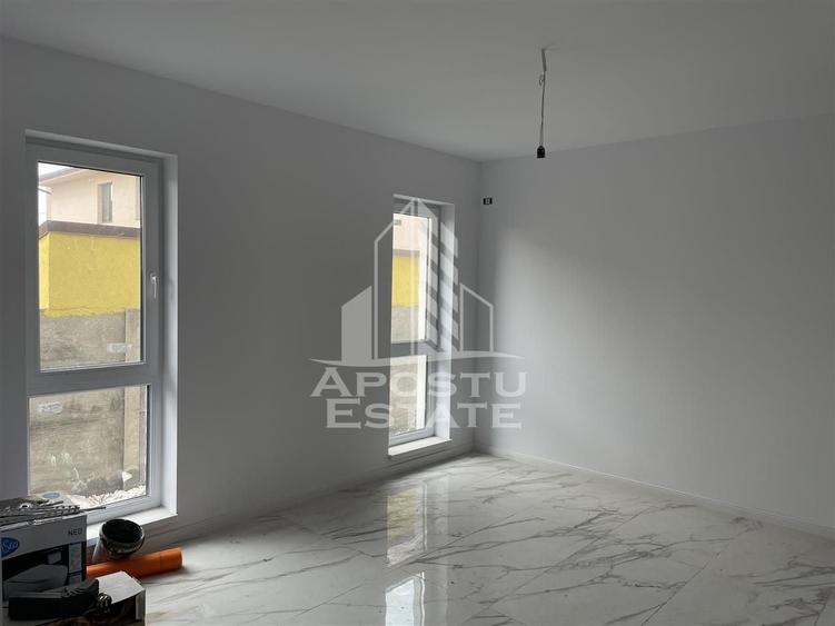 Duplex cu 5 camere cu Canalizare în Chișoda