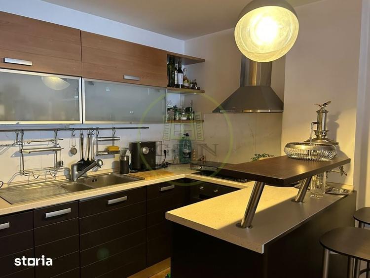 Apartament cu 3 camere, mobilat în Clăbucet