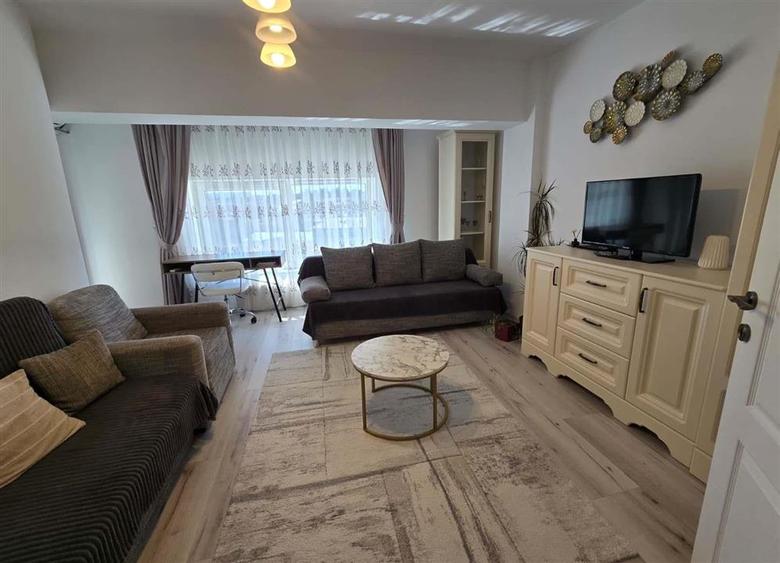 Apartament cu 2 camere decomandat, mobilat în Universității