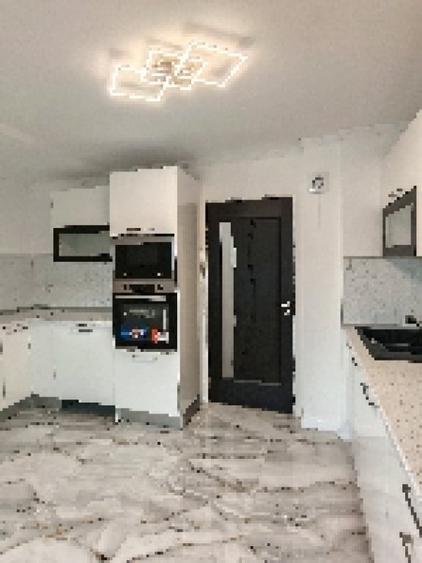 Apartament cu 4 camere decomandat în Decebal