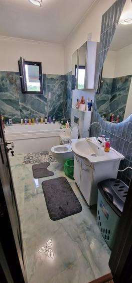 Casă cu 3 camere în Exterior Vest