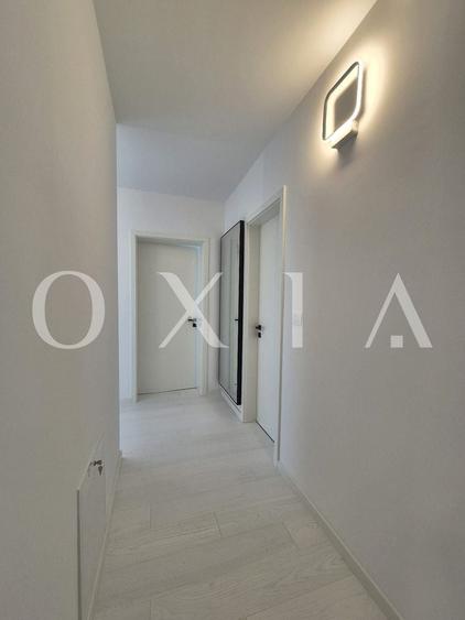 Apartament cu 2 camere semidecomandat, mobilat în Dumbrăvița