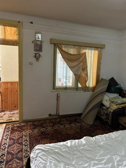 Casă individuală cu 5 camere cu Canalizare în Bușteni
