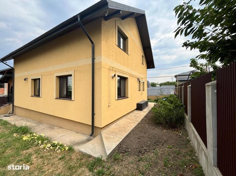 Casă cu 4 camere în Miroslava