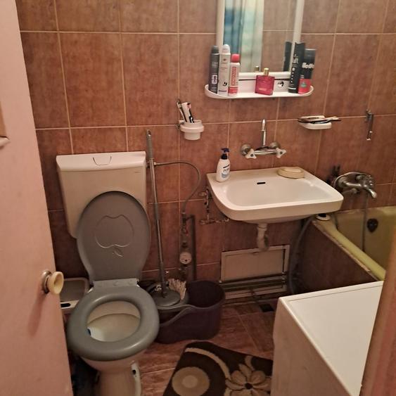 Garsonieră decomandată în Exterior Vest