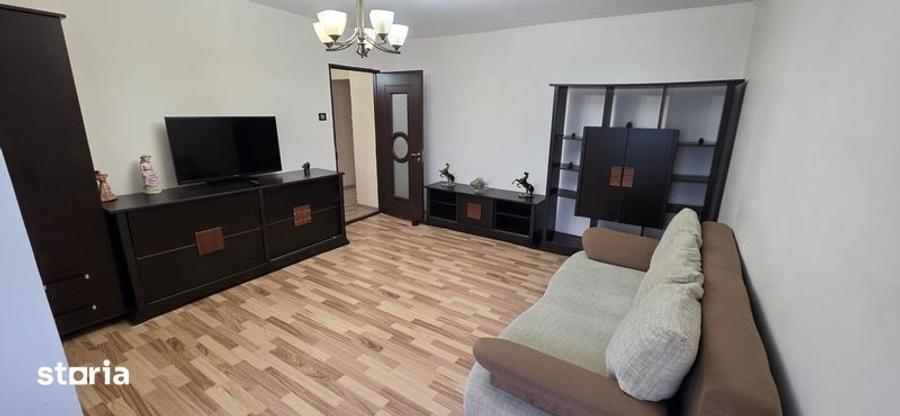 Apartament cu 3 camere decomandat în Gării