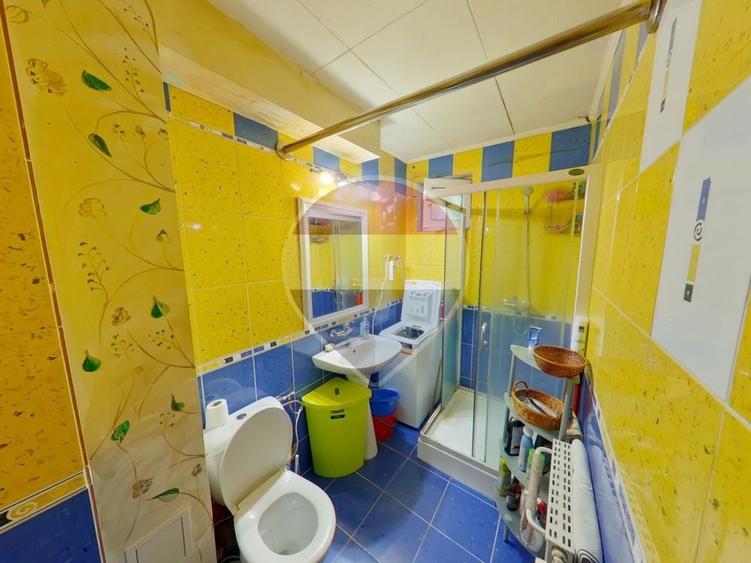 Apartament cu 2 camere decomandat, mobilat în Central