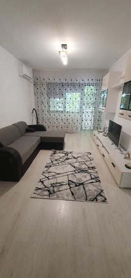 Inchiriez apartament cu 2 camere - 1