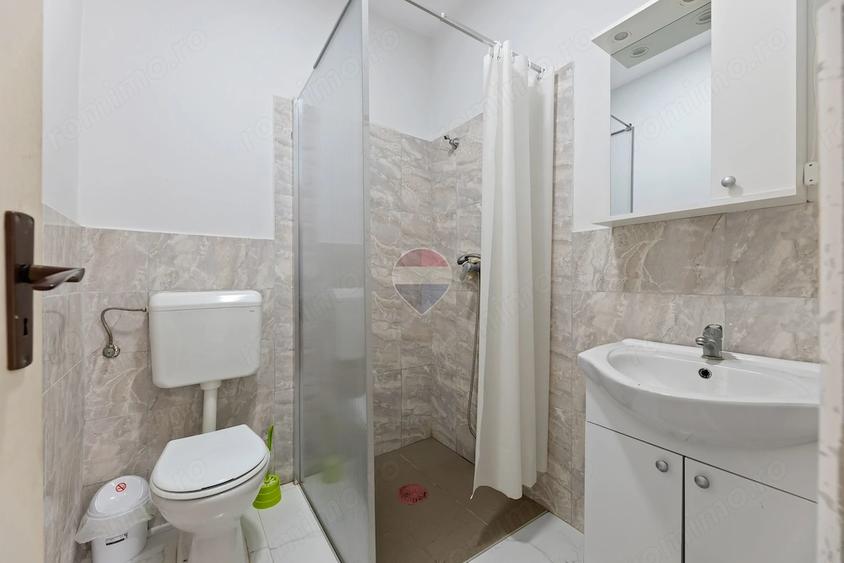 Casă cu 3 camere cu Teren 300 Mp în Boul Roșu