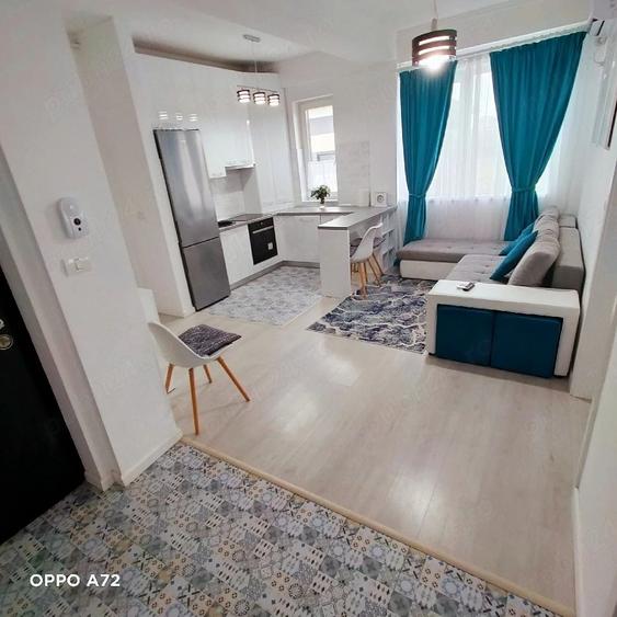 Apartament cu 3 camere semidecomandat în Braytim