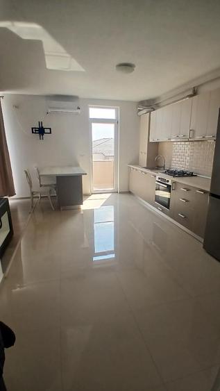 Apartament cu 2 camere decomandat în Girocului