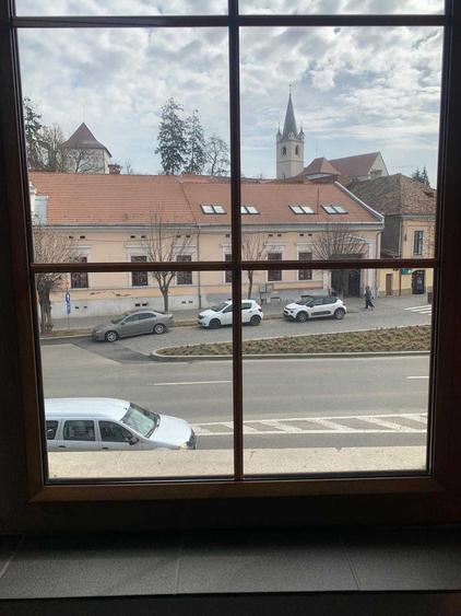 Spațiu comercial, de 100 mp, în Ultracentral