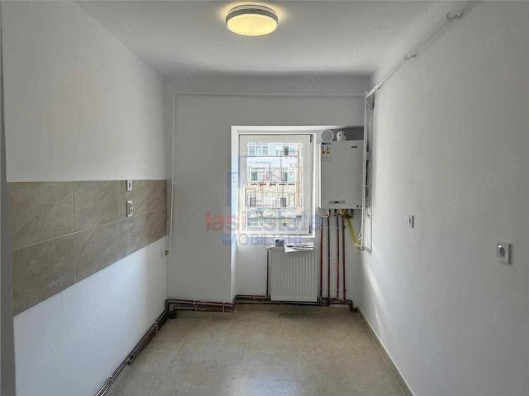 Apartament cu 2 camere decomandat în Filiași