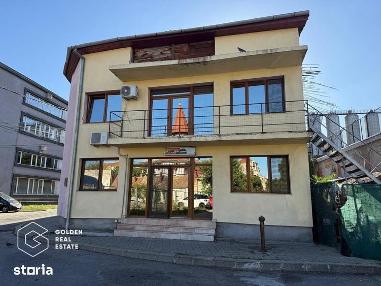 Casă cu 6 camere cu Teren 100 Mp în Fabric