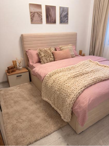 Apartament cu 2 camere nedecomandat, mobilat în Palazu Mare