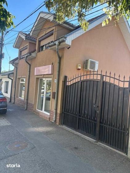 casa de vanzare in IOSIA (are inclus si spatiu comercial 30 mp) - 1