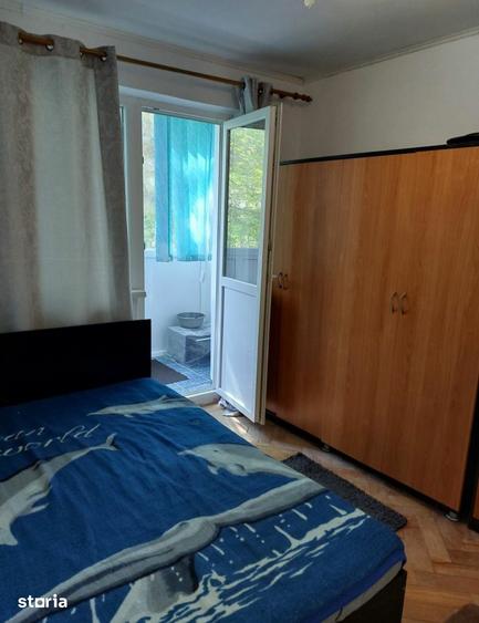 Apartament cu 2 camere nedecomandat în George Enescu