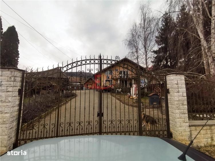Casă cu 3 camere în Curteni