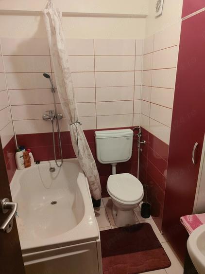 Garsonieră decomandată în Valea Oltului
