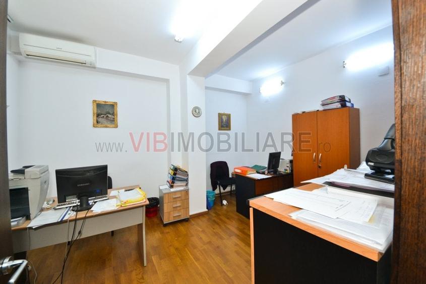Spațiu comercial, de 600 mp, în 1 Mai