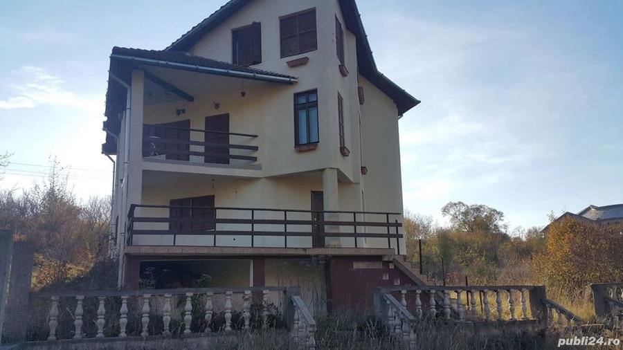 Casă cu 6 camere în Teliucu Inferior
