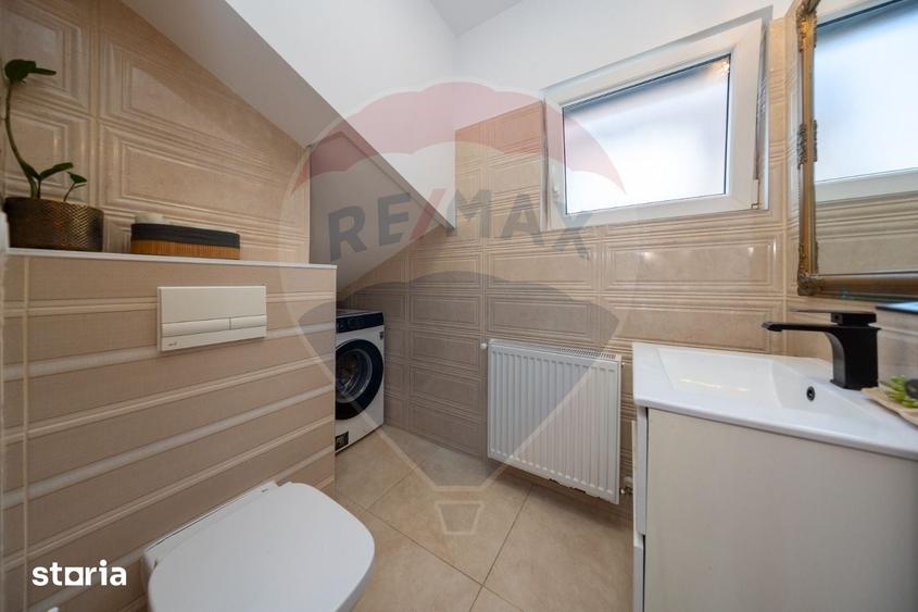 Apartament cu 3 camere în Tractorul