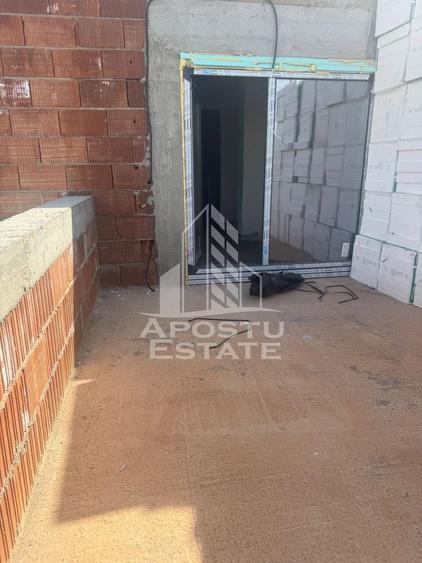 Duplex cu 4 camere cu Canalizare în Ghiroda