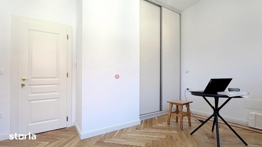 Apartament cu 3 camere în Schei