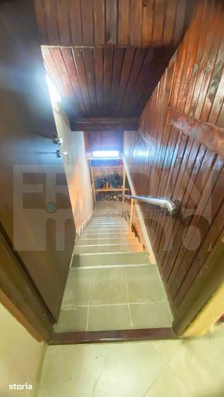 Casă cu 5 camere cu Teren 530 Mp în Central