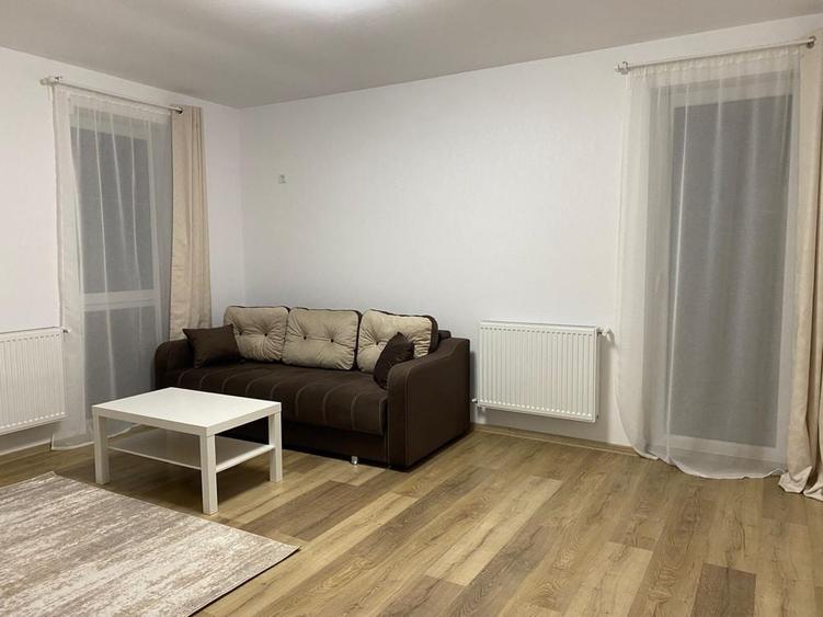 Apartament cu 2 camere decomandat în Exterior Vest