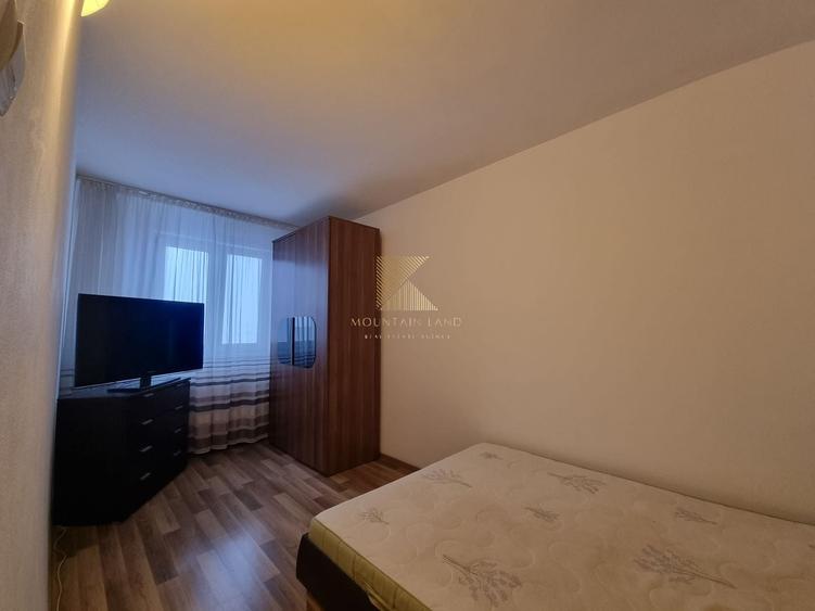 Apartament cu 3 camere decomandat, mobilat în Tractorul
