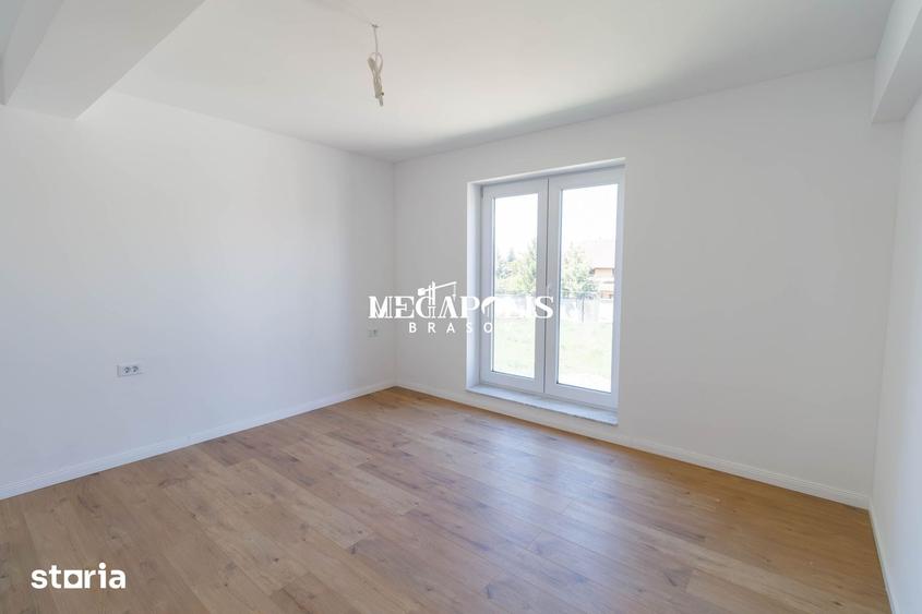 Casă cu 4 camere cu Teren 525 Mp în Sânpetru