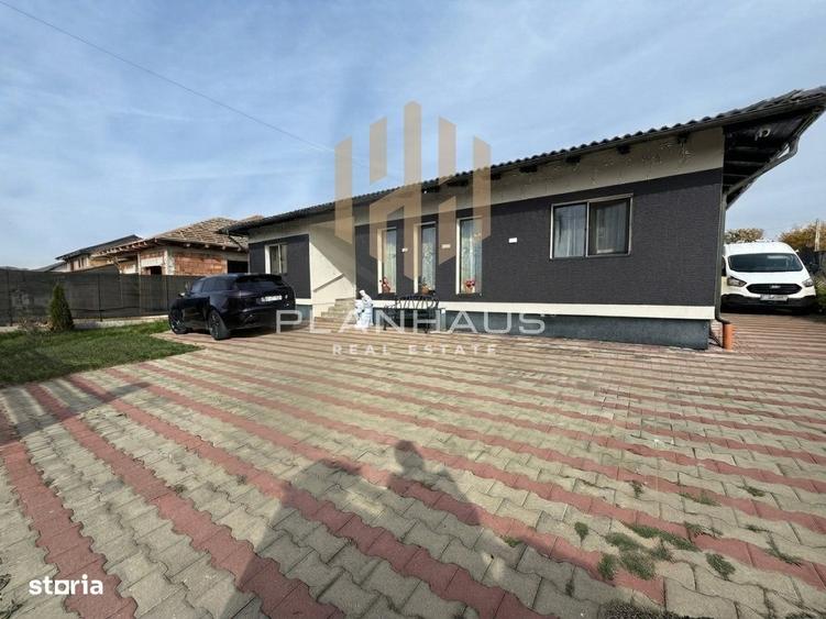 Casă cu 4 camere cu Canalizare în Satu Nou de Sus