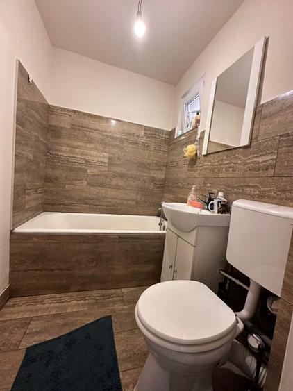 Apartament cu 2 camere semidecomandat, mobilat în Aurel Vlaicu