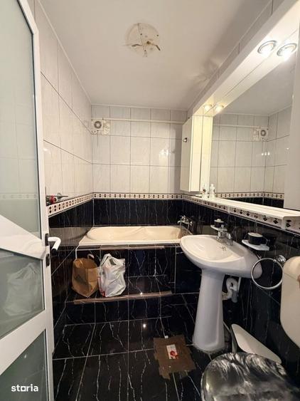 Apartament cu 2 camere în Baba Novac