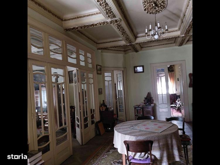 Casă cu 4 camere în Gura Văii