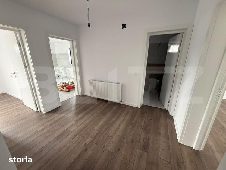 Casă cu 5 camere cu Teren 642 Mp în Pictor Rosenthal