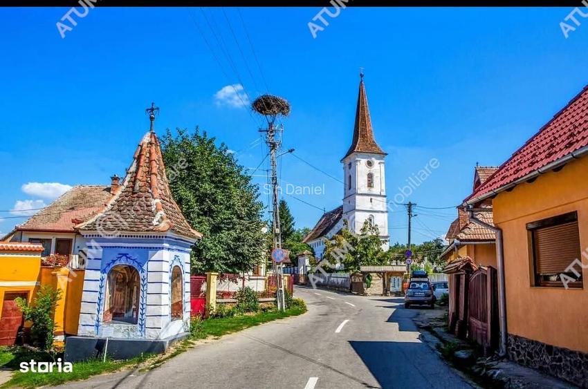 Teren intravilan 1025 mp cu acces utilitati si la drum in Sibiel
