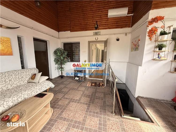 Casă cu 3 camere cu Teren 1093 Mp în Central